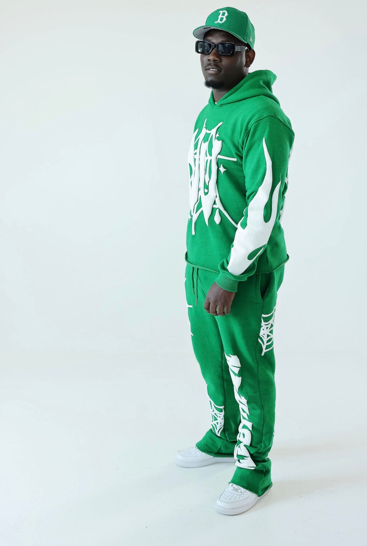 'TNV GRAFFITI STACKSUIT'